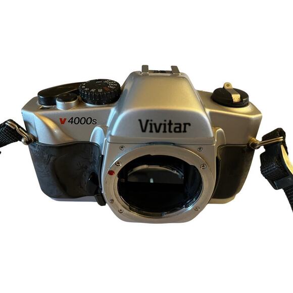 Vivitar V4000 35mm SLR Film camera with (2) lenses - Picture 3 of 8